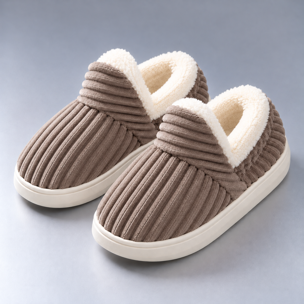 LYSSA | Chaussons douillets en peluche