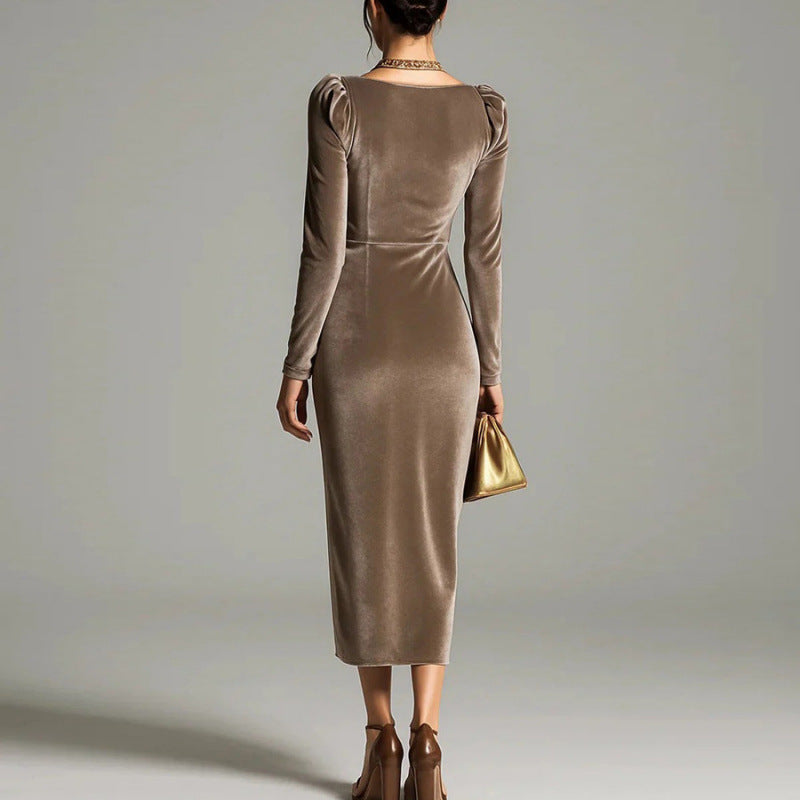 Paula | Vestido de terciopelo plisado que favorece la figura