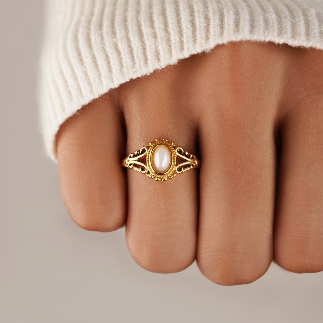 Basilia - Anillo de Perlas Vintage